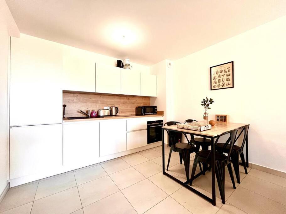 Appartement Neuf Avec Terrasse Saint-Florent  Eksteriør bilde